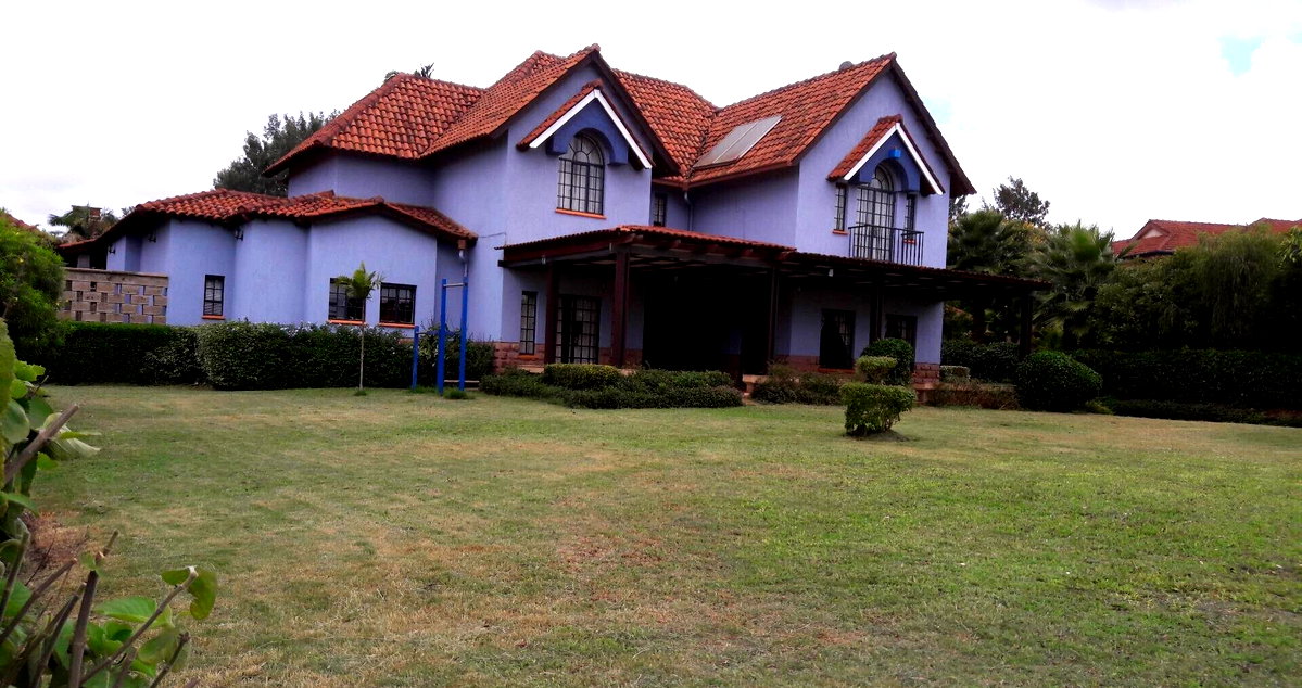 Half-Acre 5BR All-Ensuite with Fireplace & DSQ - Runda