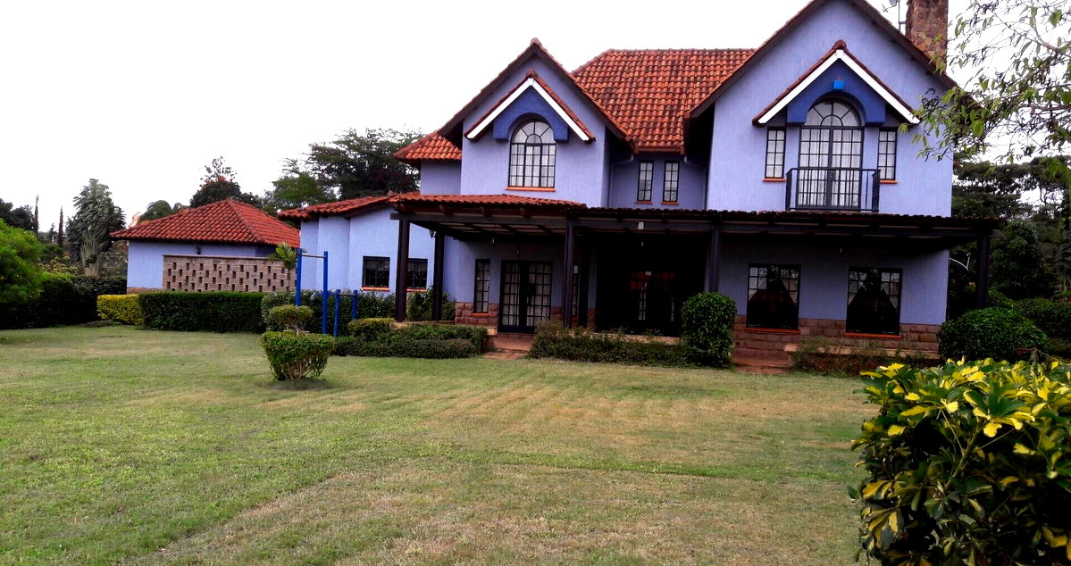Half-Acre 5BR All-Ensuite with Fireplace & DSQ - Runda
