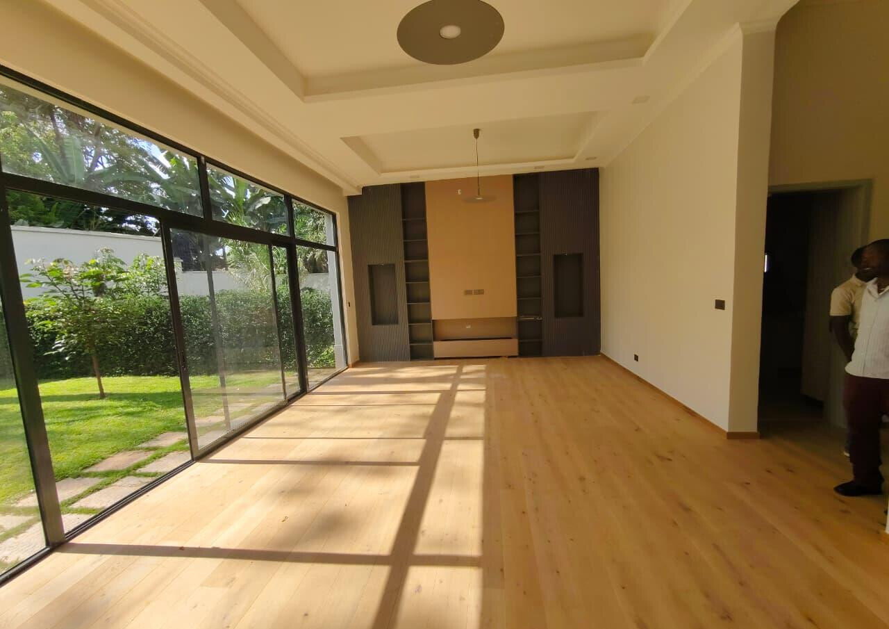 5-Ensuite Villas with 3 Balconies & Mature Garden - Lavington