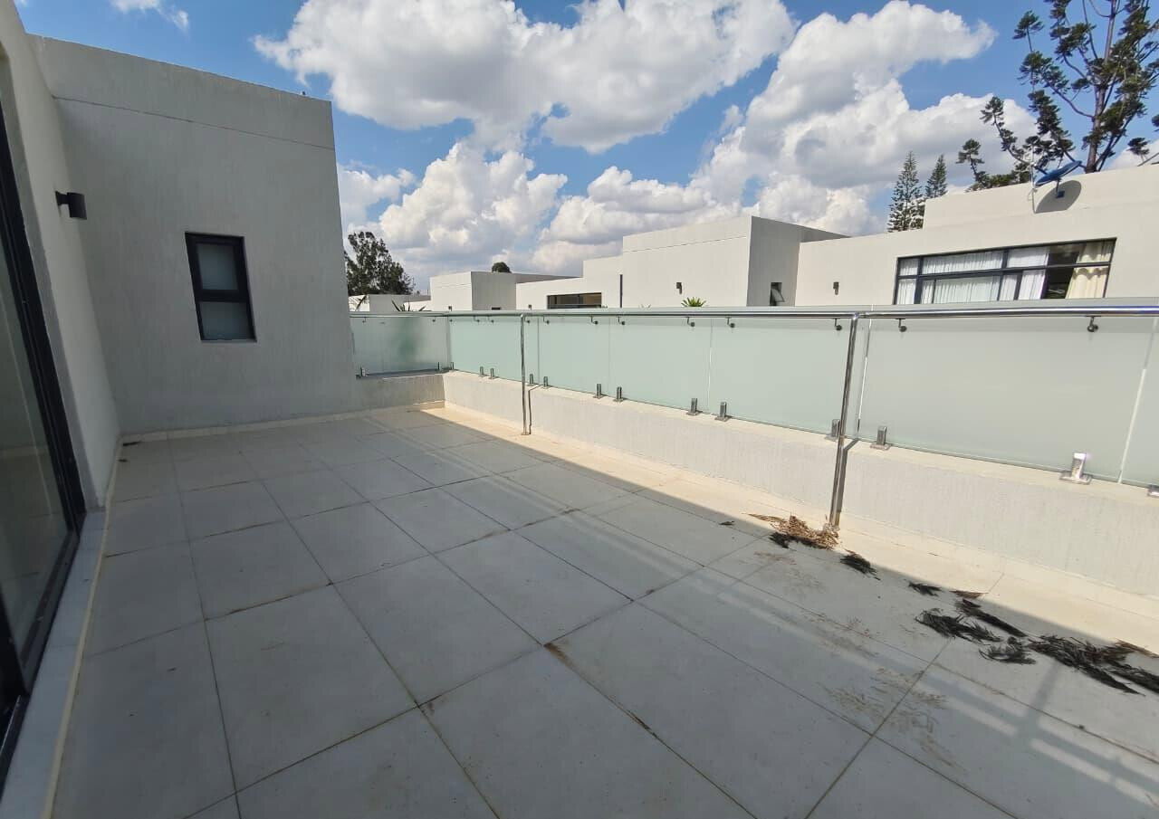 5-Ensuite Villas with 3 Balconies & Mature Garden - Lavington