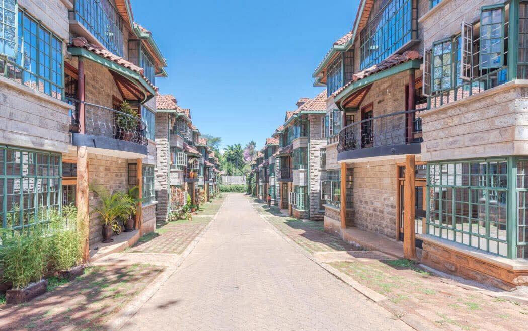 5BR All-Ensuite Townhouse with Private Garden - Kileleshwa