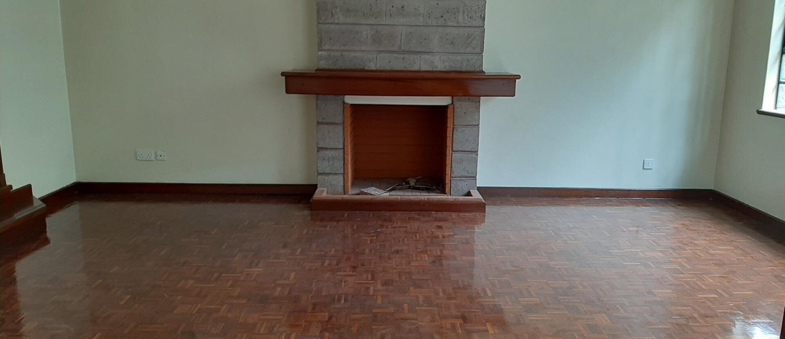 4-Ensuite Townhouse with Private Garden & Fireplace - Westlands