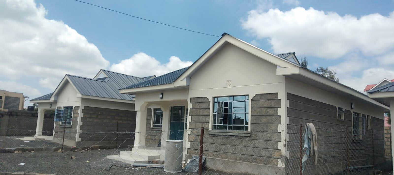 3BR All-Ensuite Townhouse with DSQ & Private Garden - Nkoroi