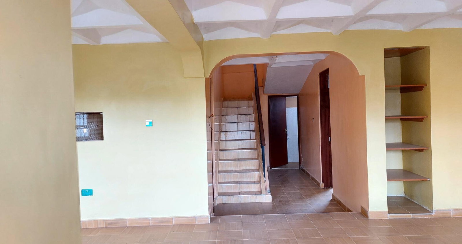4BR Townhouse with Private Gate & Pool Access - Matasia
