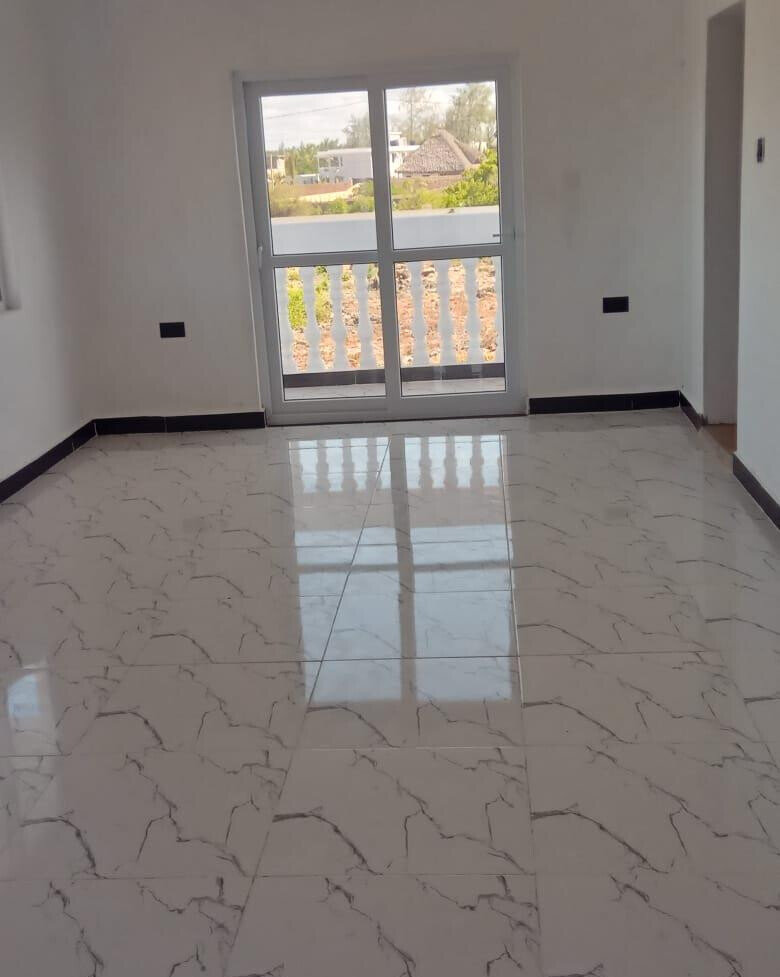 3BR All-Ensuite Villa with Pool, 1-Min Walk to Watamu Beach