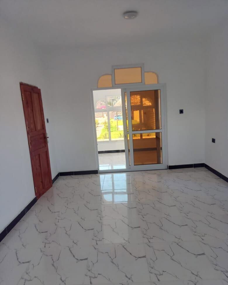 3BR All-Ensuite Villa with Pool, 1-Min Walk to Watamu Beach