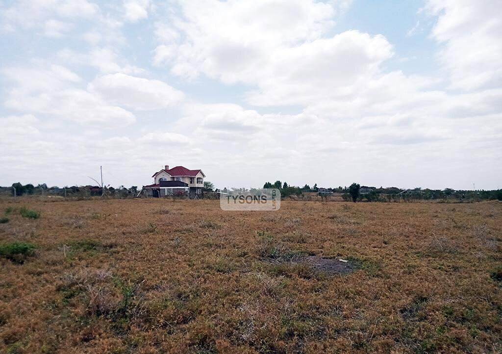 50x100 Plot in Gated Community - KSh 2.25M
