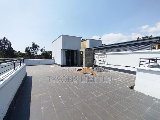 4bdrm Townhouse/Terrace in Convent Drive, Muthangari for sale