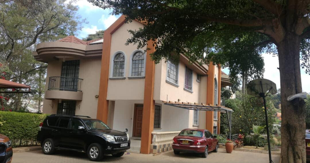 5-Ensuite Townhouse with Solar & LED Lighting - Lavington