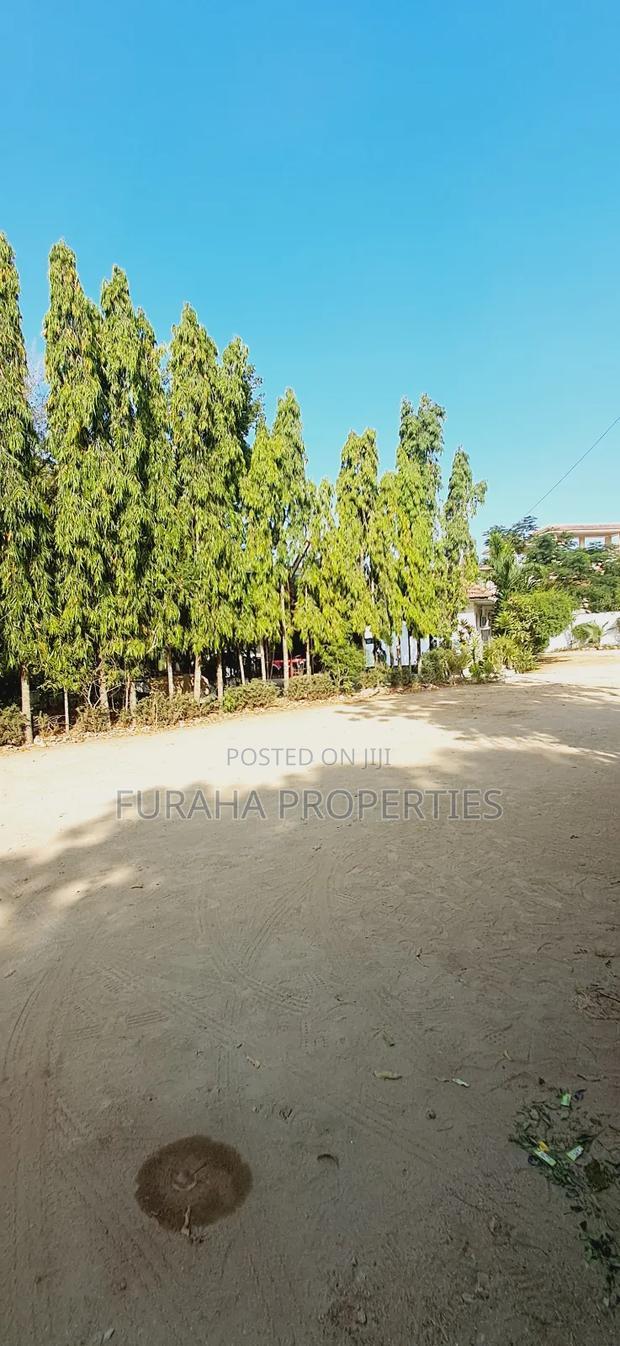 To Let Full Equipped Club Nyali