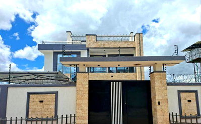 5BR Townhouse with Garden for KSh 36M