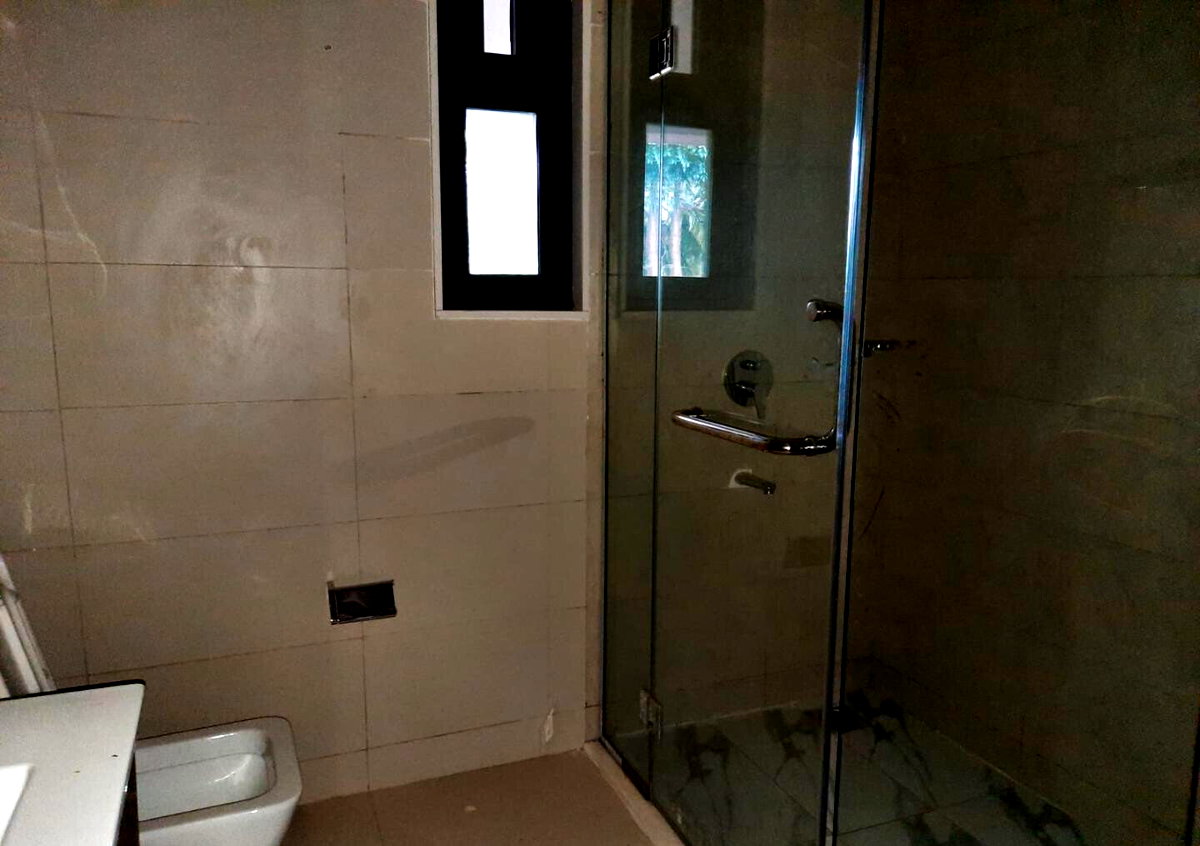 5-Ensuite Townhouse with Staff Quarters & Electric Fence - Lavington