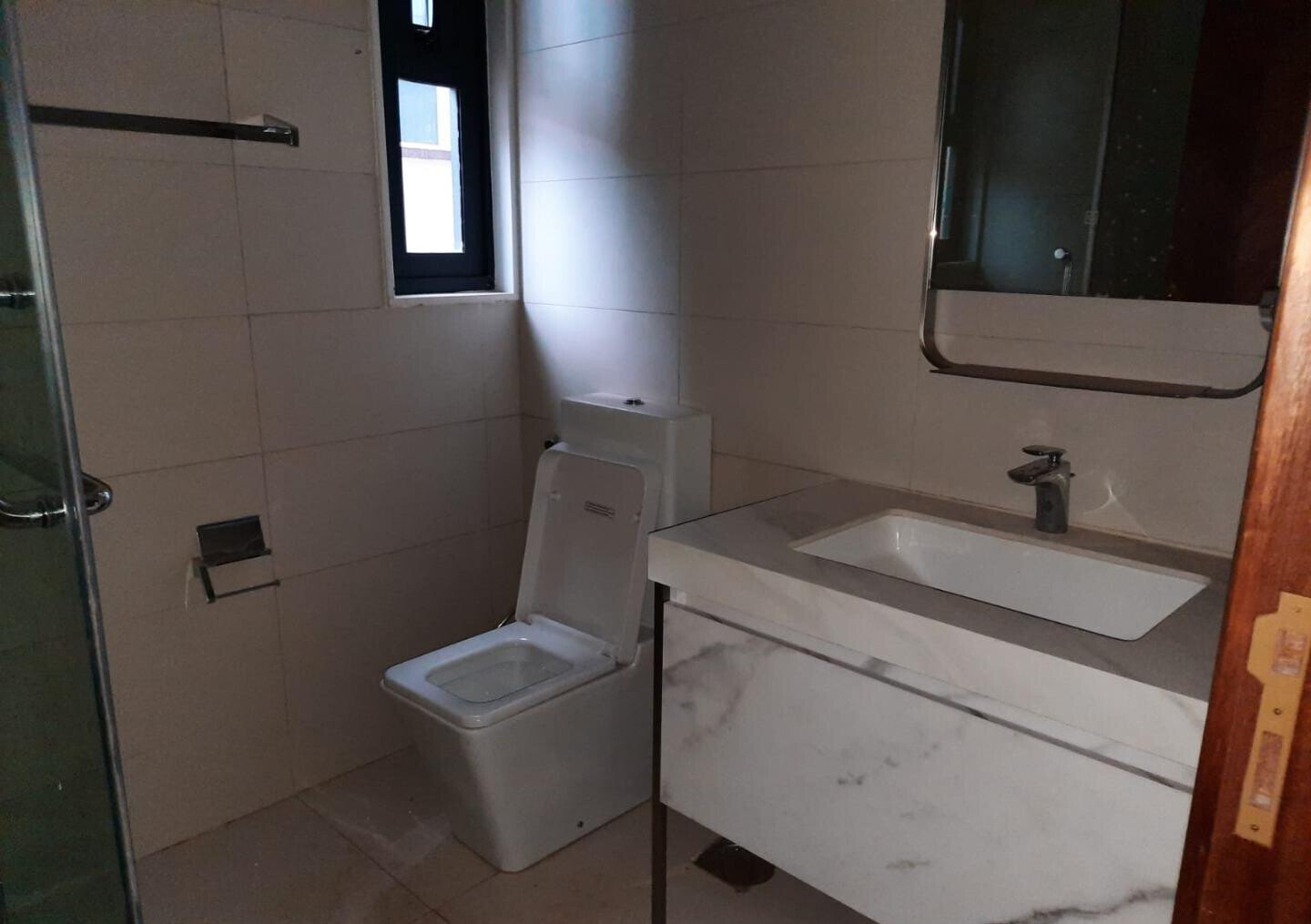 5-Ensuite Townhouse with Staff Quarters & Electric Fence - Lavington