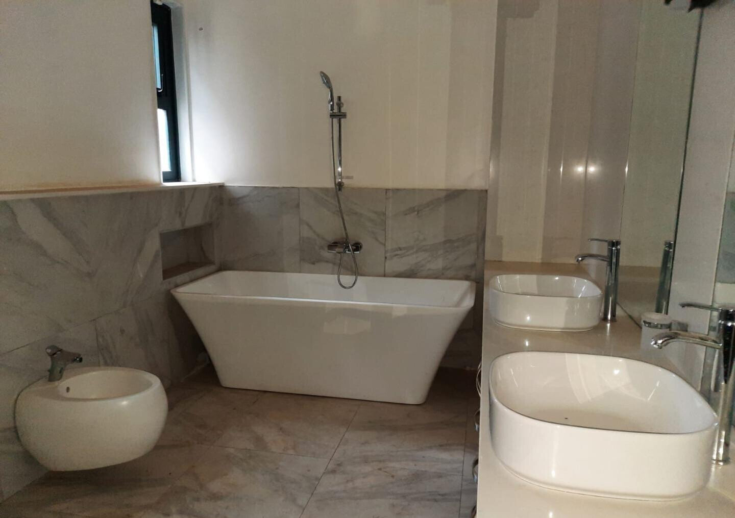 5-Ensuite Townhouse with Staff Quarters & Electric Fence - Lavington