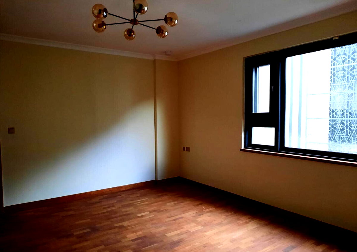 5-Ensuite Townhouse with Staff Quarters & Electric Fence - Lavington