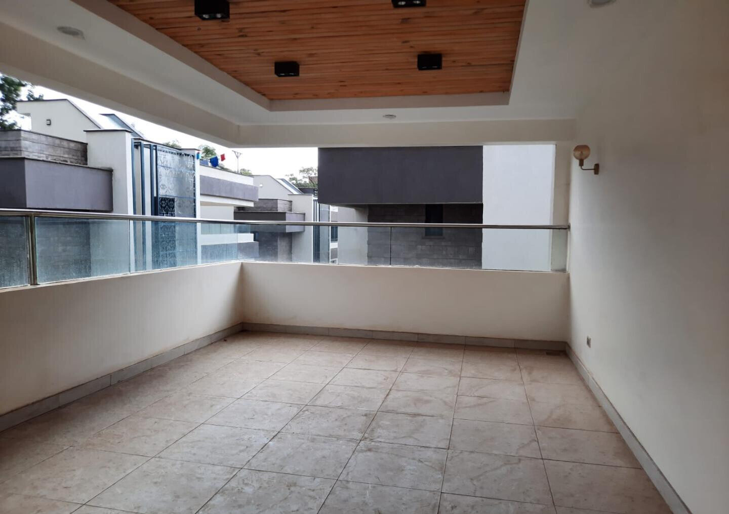 5-Ensuite Townhouse with Staff Quarters & Electric Fence - Lavington