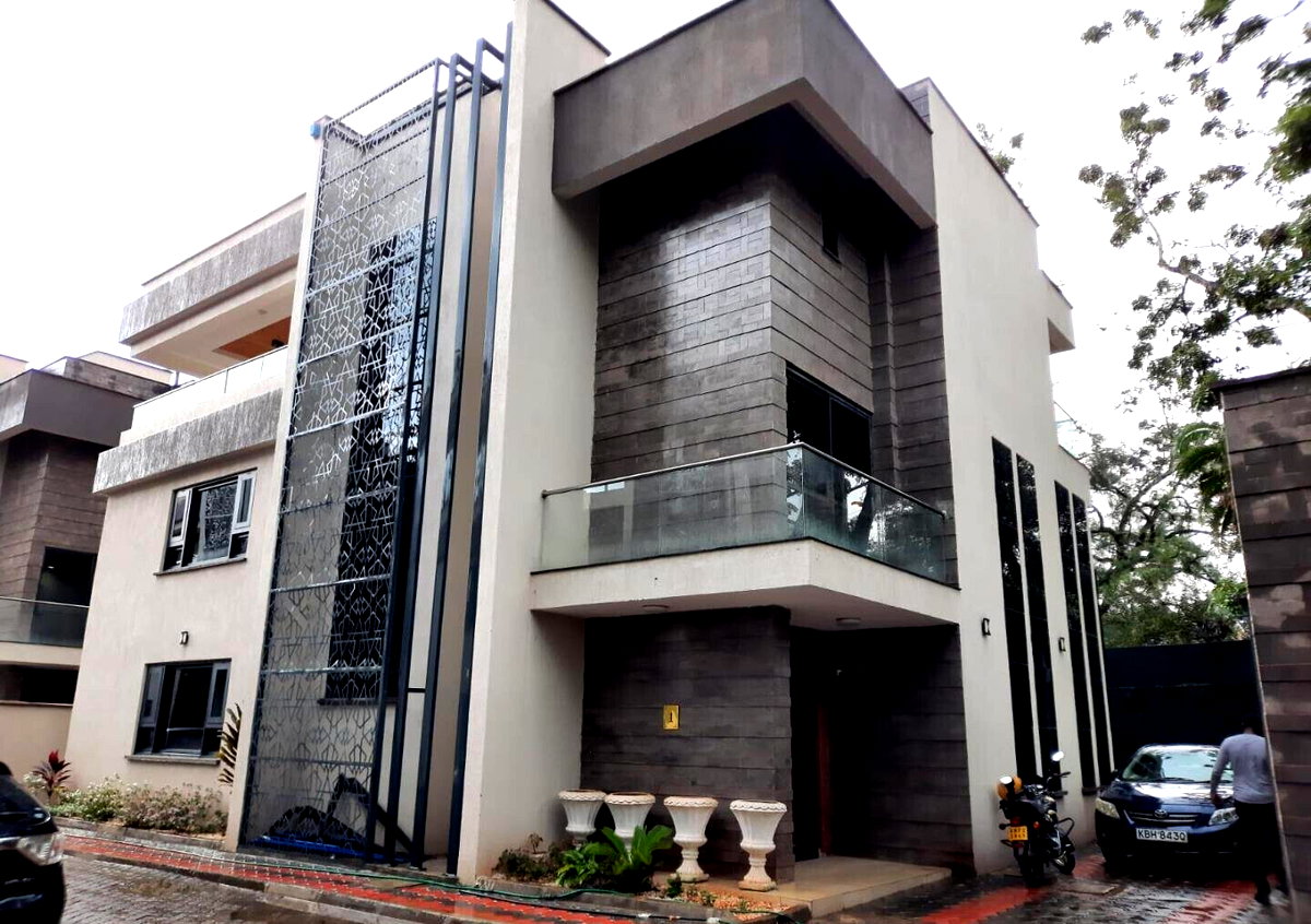5-Ensuite Townhouse with Staff Quarters & Electric Fence - Lavington