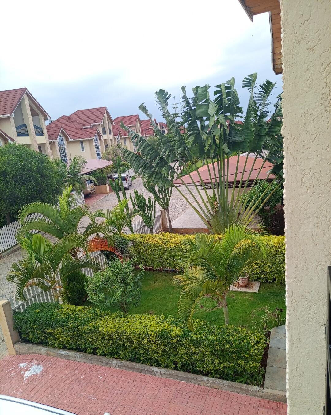 5BR All-Ensuite Townhouse with Pool & DSQ - Kitengela