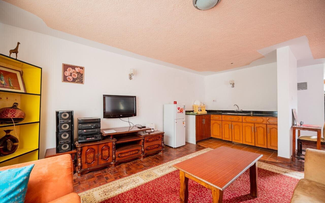KSh 400K 5BR Garden Home