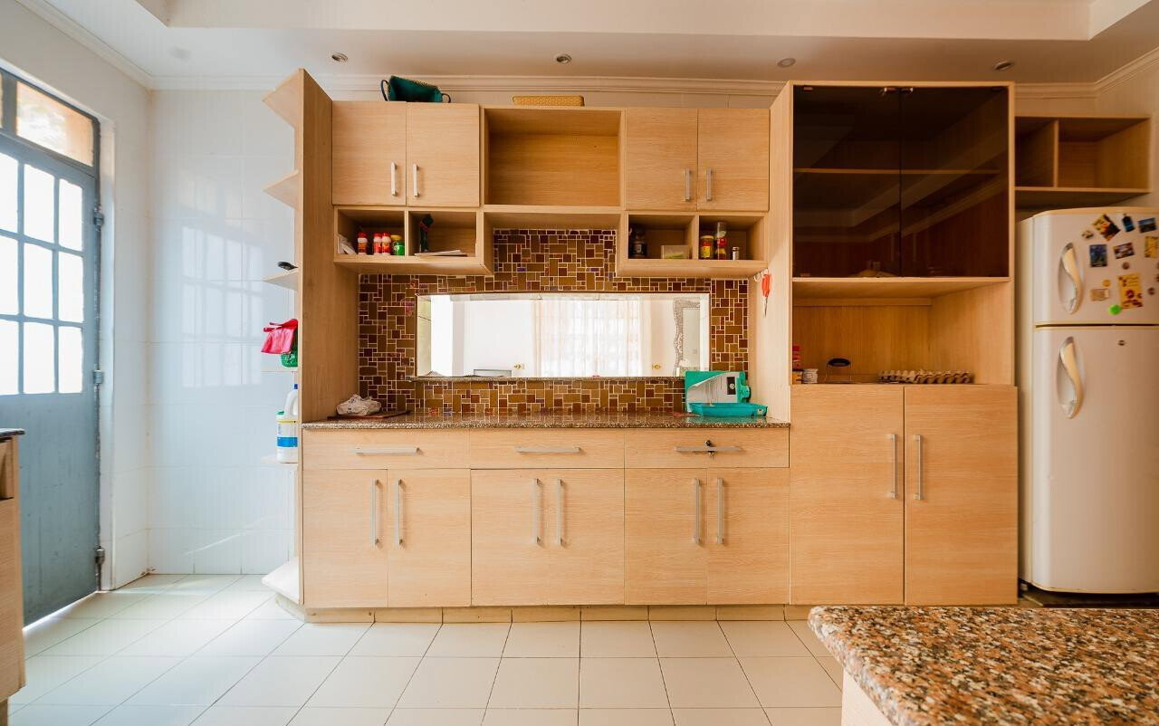 KSh 400K 5BR Garden Home