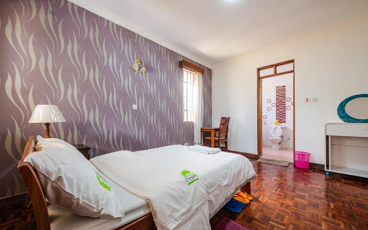 KSh 400K 5BR Garden Home