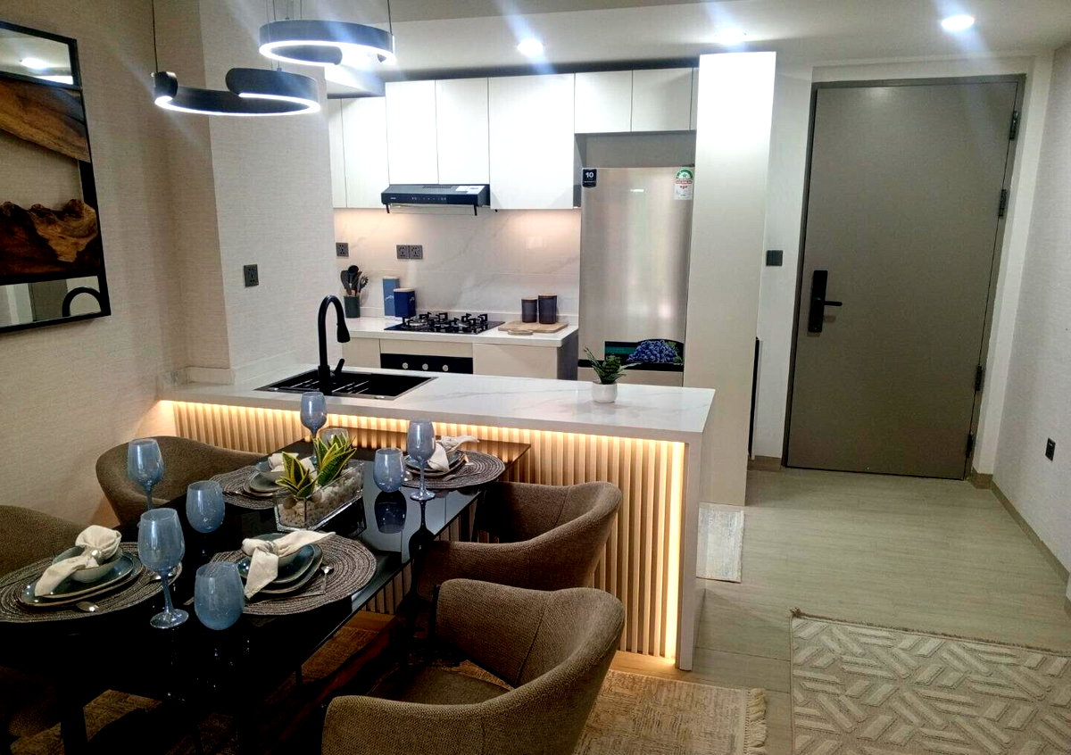2BR with Gym, Pool & Rooftop Lounge - Westlands