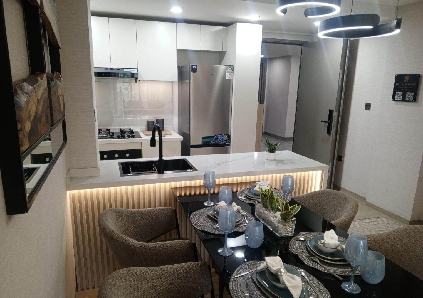 2BR with Gym, Pool & Rooftop Lounge - Westlands