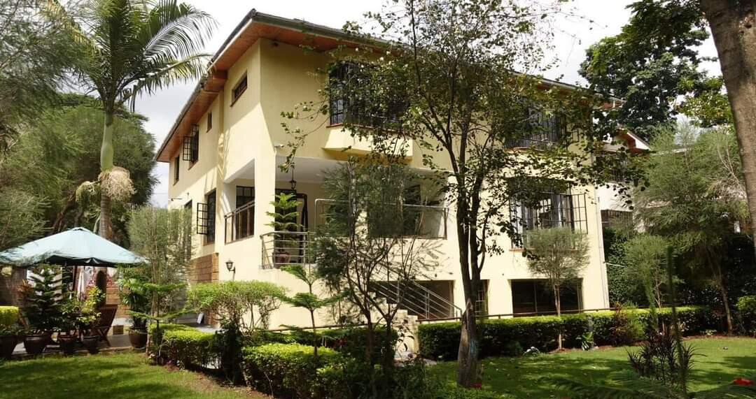 5-Ensuite Townhouse with DSQ & Solar Heating - Lavington Gated Community