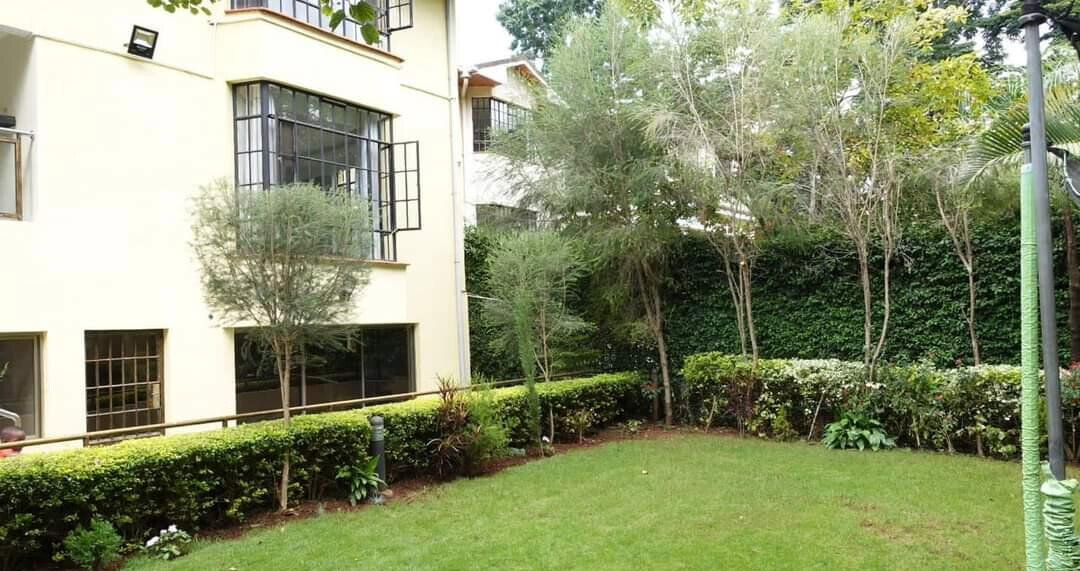 5-Ensuite Townhouse with DSQ & Solar Heating - Lavington Gated Community