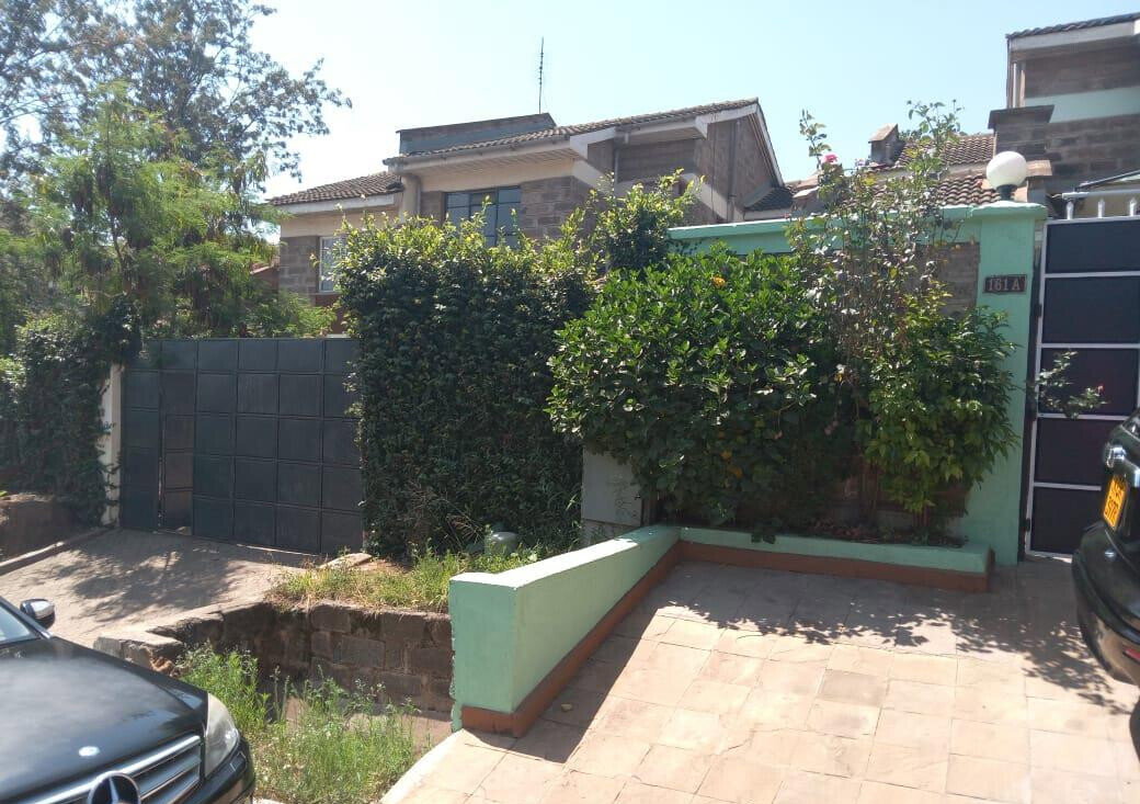 Refurbished 4BR Maisonette with Servant Quarter – Langata