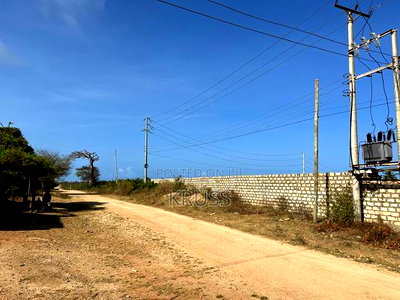 1.25 Acre Beach Plot for Sale in Kikambala Ls203 - Image 7