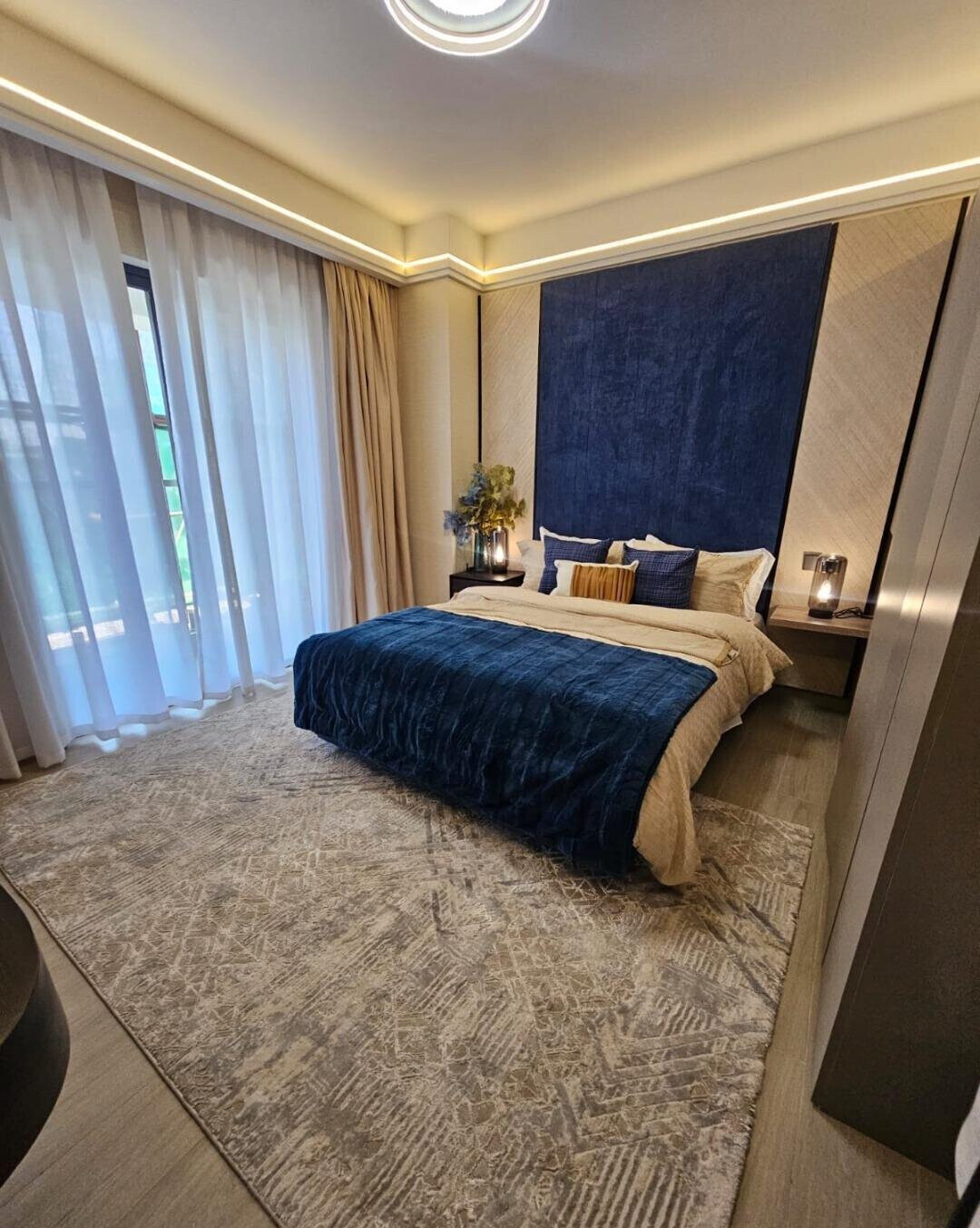2BR Apartment with Rooftop Pool & Gym - Westlands