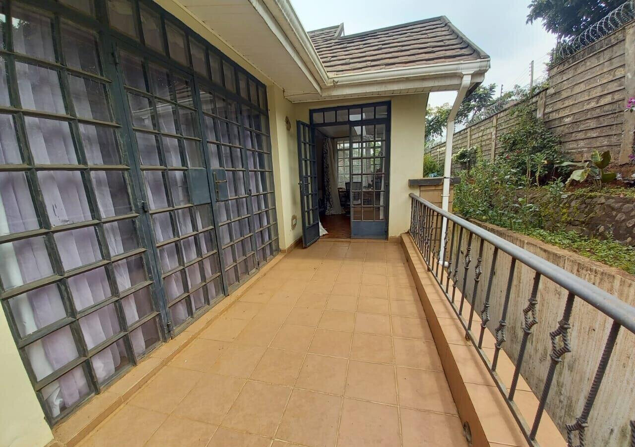 4 En-Suite Townhouse with Solar & Study - Kitisuru Near ISK