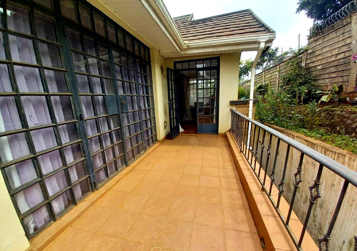 4 En-Suite Townhouse with Solar & Study - Kitisuru Near ISK
