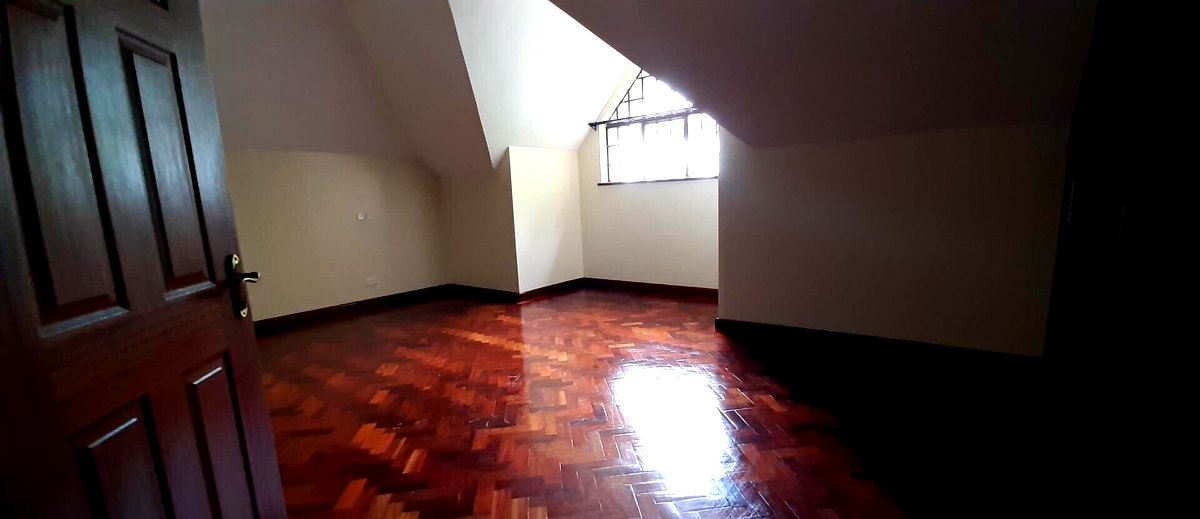 5-Ensuite Townhouse with Private Garden & Study - Lavington