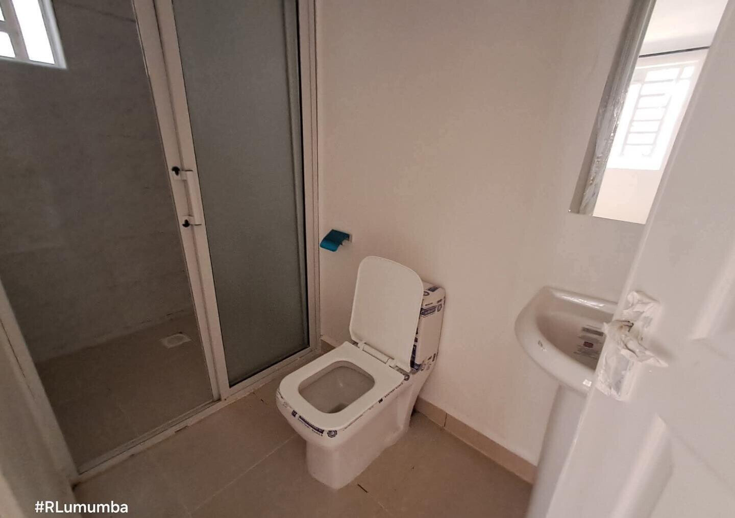 4BR All-Ensuite Townhouse with Rooftop Gazebo & DSQ - Kitengela Yukos
