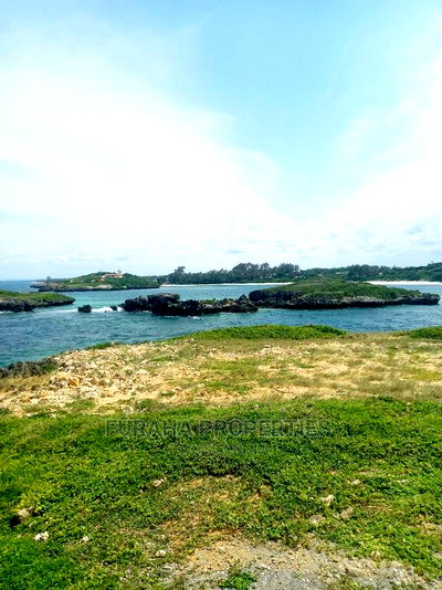For Sale 1.5 Acres Prime Island Watamu - Image 2
