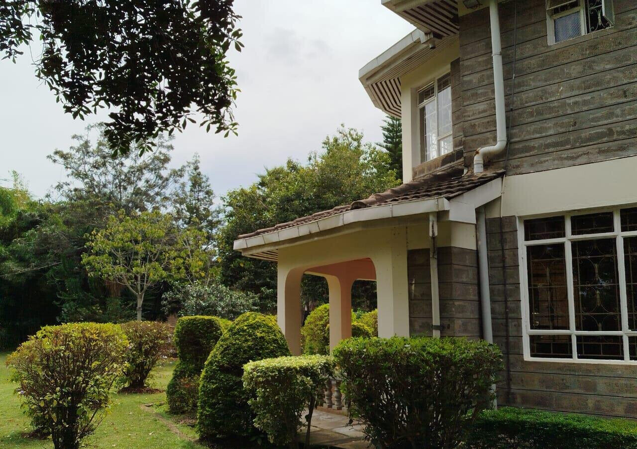Half Acre 5BR Home with Garden