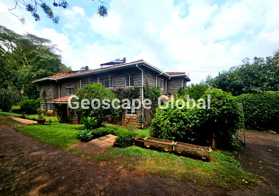 5BR Garden Home with Parking