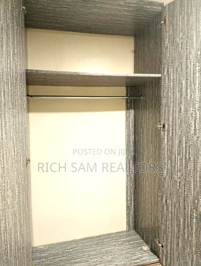 3bdrm Bungalow in Kiamunyi, Menengai West for rent - Image 10