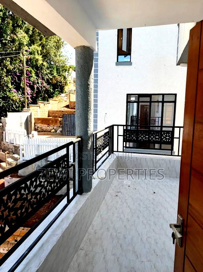 4bdrm Maisonette in Matasia for sale - Image 13