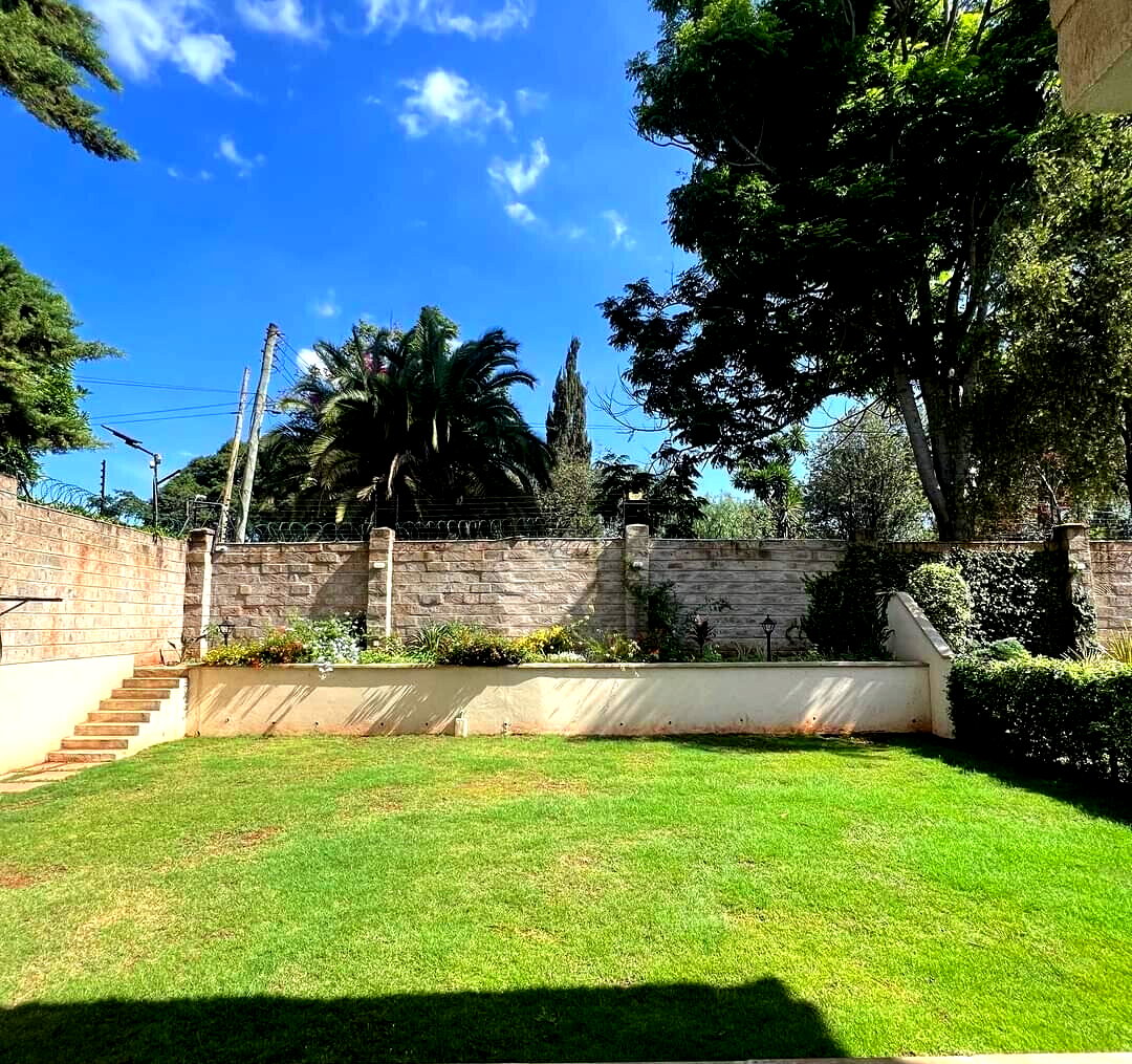 5-Ensuite Villa with DSQ & Backyard Garden - Lavington Gated Community