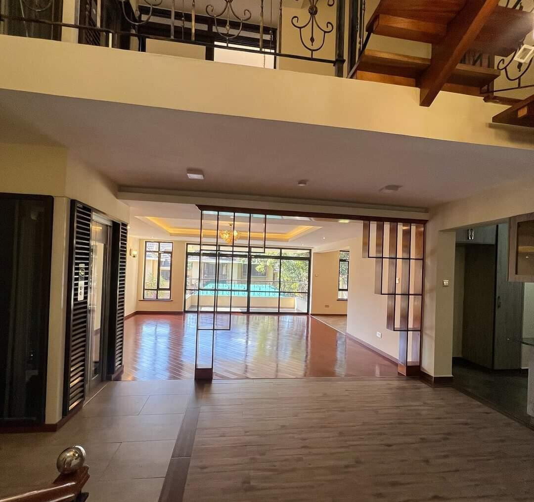 5-Ensuite Villa with DSQ & Backyard Garden - Lavington Gated Community