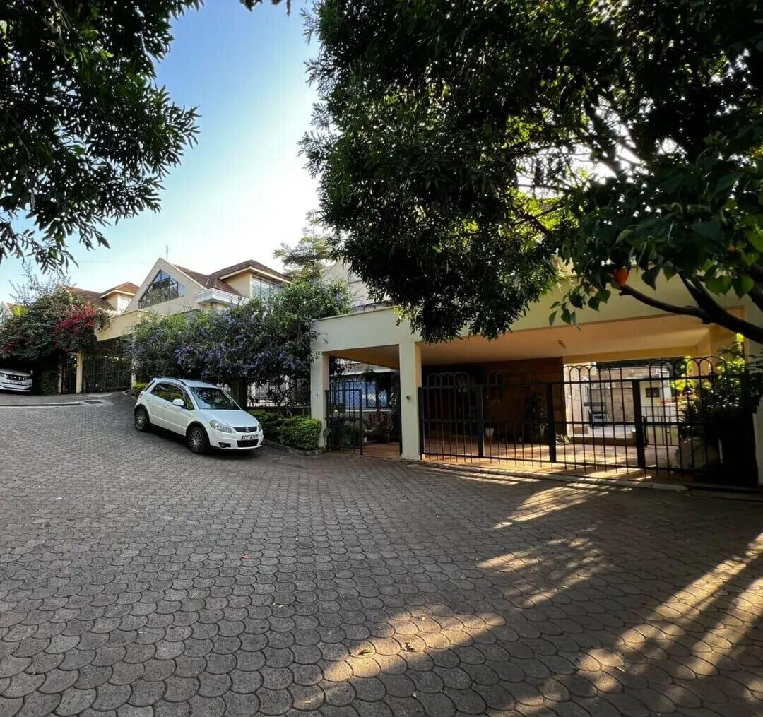 Quarter-Acre Townhouse with KES 260K Monthly Rent - Lavington