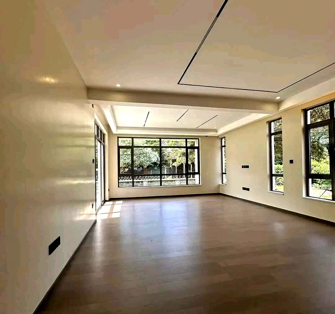 6BR Villa with DSQ & Backup Generator - Lavington