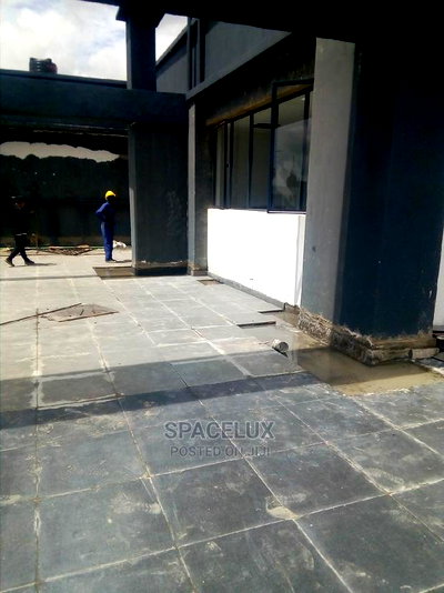 Furnished 1bdrm Apartment in Upperhill for Sale - Image 10