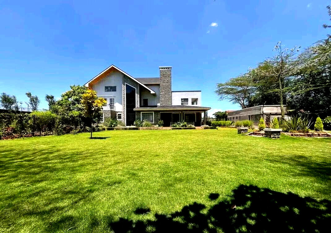 Brand-New 6-Ensuite Villa with Fruit Garden & DSQ – Karen