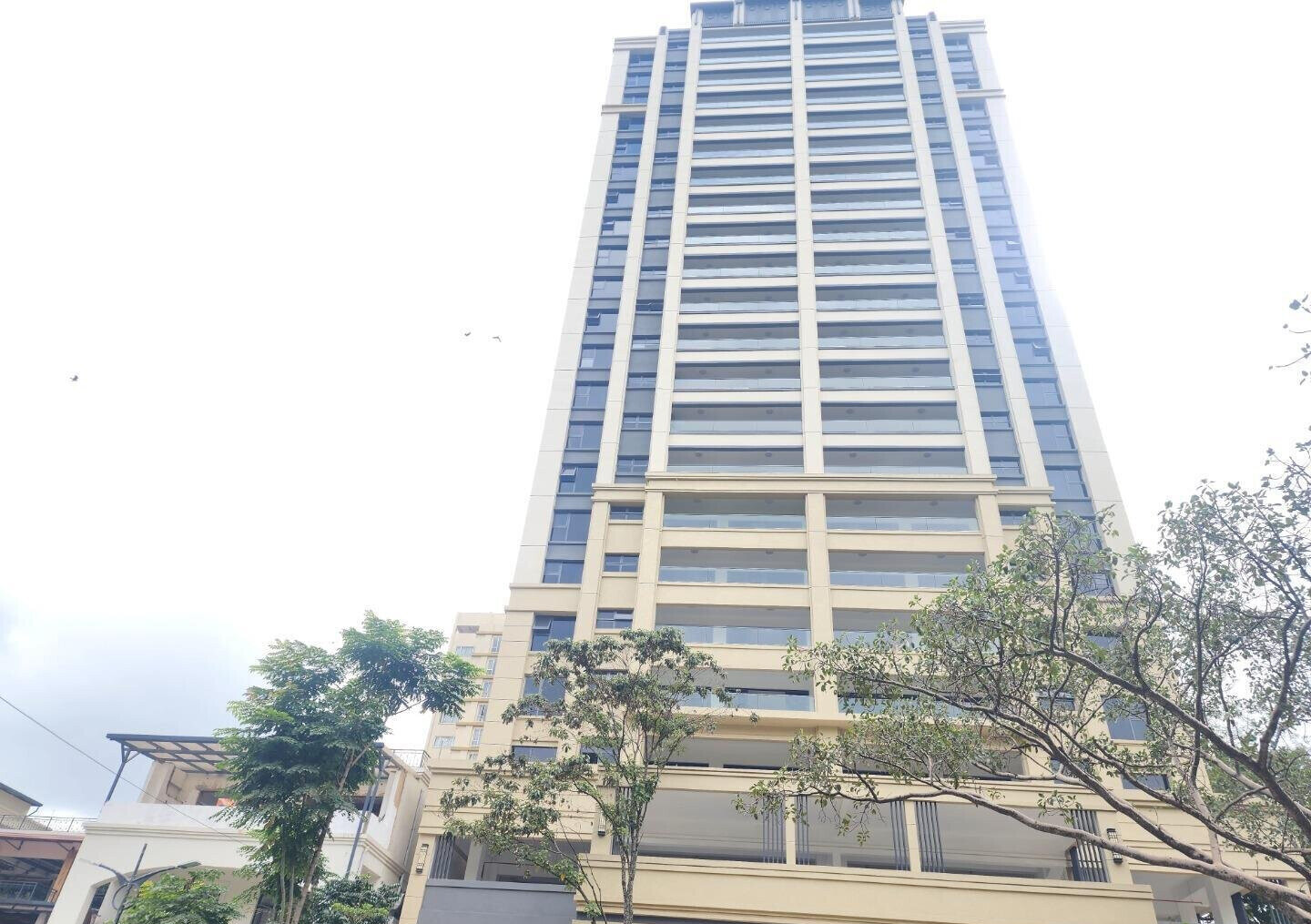 2BR Sunset Park Apartment with Pool & Gym - Westlands