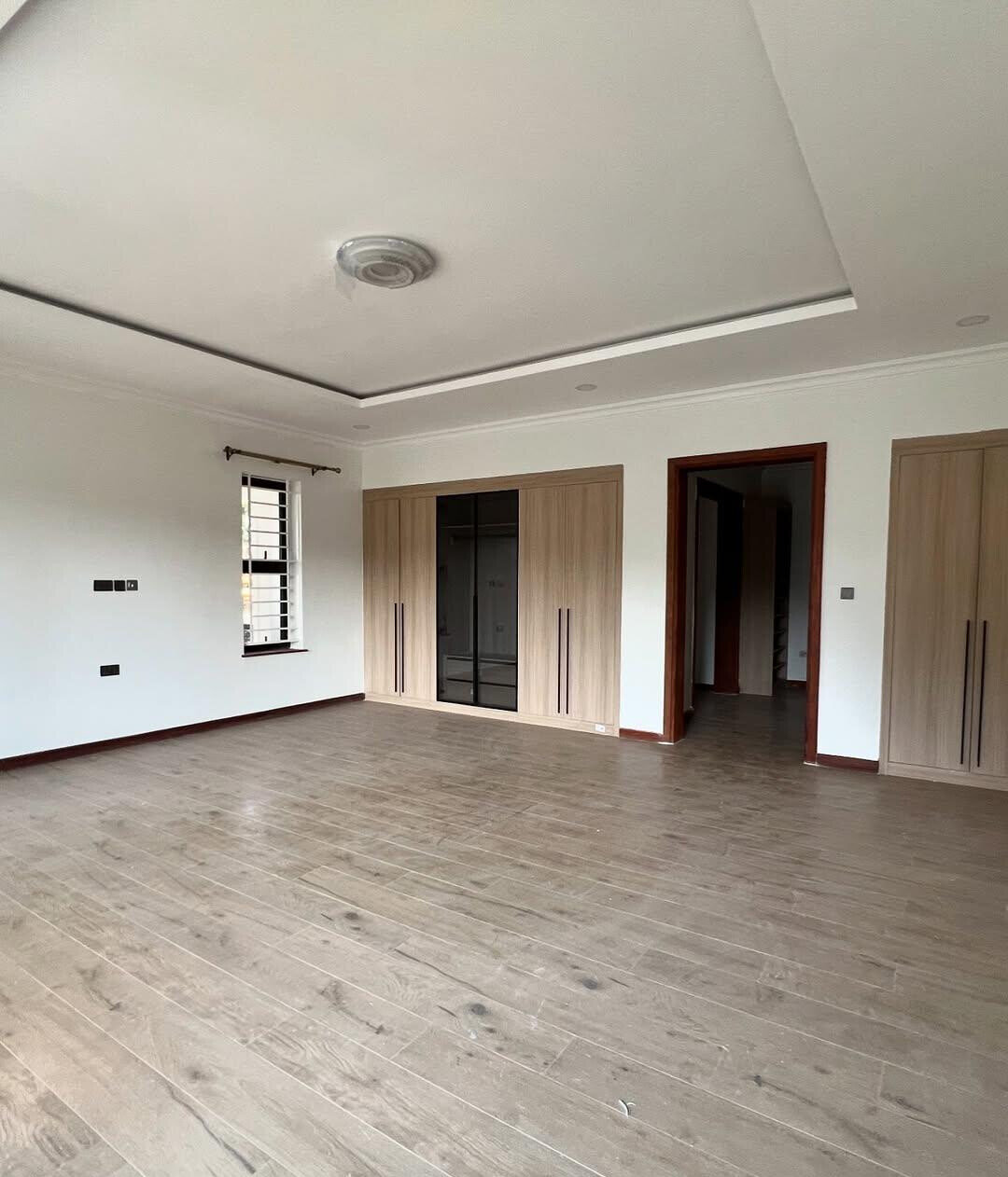 Newly Built 4-Bed Townhouse with DSQ & Office – Karen