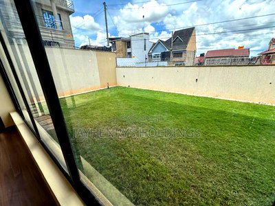 4bdrm House in Membley Estate for sale - Image 9